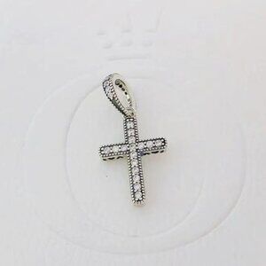 Pandora Sparkling Cross Pendant
